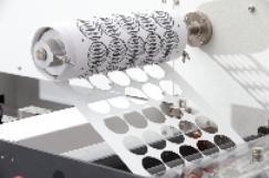EcooGraphix VD320 برچسب دیجیتال سیستم برش مرطوب کننده سرعت بالا پایان بخش چند منظوره