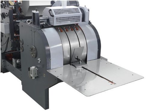 180-350gsm ورق مربع پایین کیف خرید کاغذی ماشین ساخت با سوراخ دستگیره