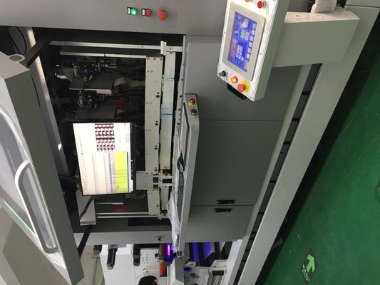 دستگاه لاک زنی UV با سرعت بالا 9500 برگ در ساعت، با حداکثر اندازه پوشش 720x1050 میلی‌متر و ضخامت کاغذ 80-500 گرم بر متر مربع